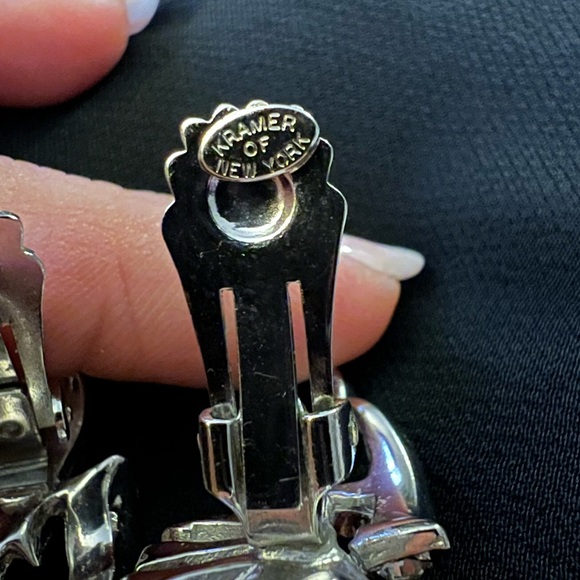 Vintage Kramer of NY Silver tone and Rhinestone Clip On Earrings - Picture 4 of 4